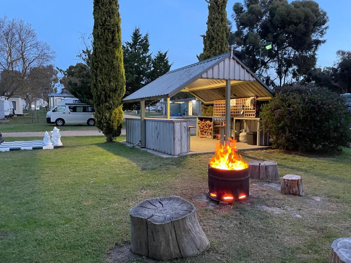 Acacia Caravan Park & Holiday Units Ararat Exterior photo
